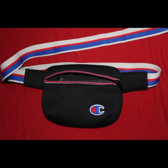 Champion Crossbody bag / fanny pack - Picture 1 of 4